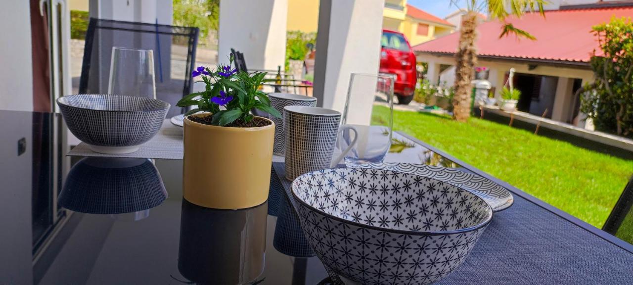 Apartment Denis Đảo Krk Ngoại thất bức ảnh