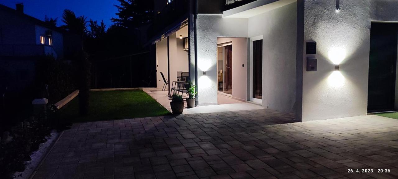Apartment Denis Đảo Krk Ngoại thất bức ảnh